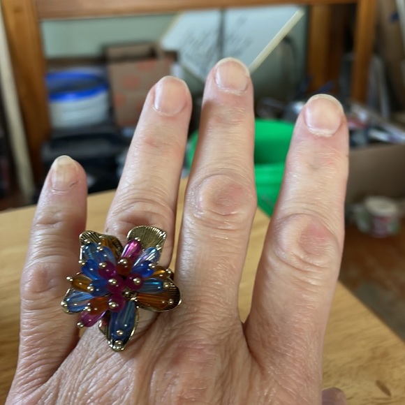 Ring - Picture 2 of 3